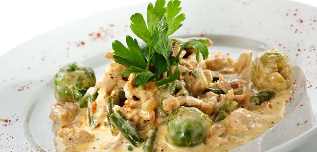 Recipe_ChickenFricasseeWithCornBasil.jpg.1200x578_q85_box-0,0,1200,576_crop_detail